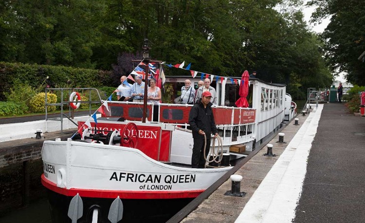African Queen Thames River Boat Cruises